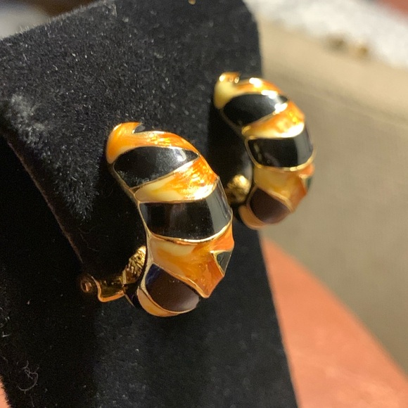 KJL KENNETH JAY LANE TIGER STRIPED ANIMAL PRINT ENAMEL CLIP ON EAREI GS - Picture 9 of 13